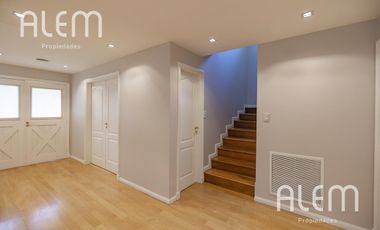 Casa en Venta en Saint Thomas Sur, Canning | 4 Dormitorios