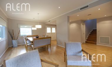Casa en Venta en Saint Thomas Sur, Canning | 4 Dormitorios