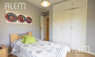 Casa en Venta en Saint Thomas Sur, Canning | 4 Dormitorios