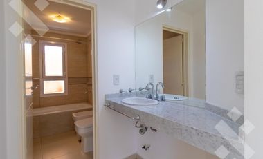 Alquiler casa 3 dormitorios con pileta B° Privado La Zagala