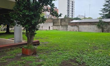 3 ambientes - frente a chinin - sobre balbin - alquiler