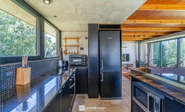 Venta - Casa 3 Ambientes con Diseño Único - Sierra de los Padres