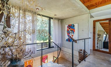 Venta - Casa 3 Ambientes con Diseño Único - Sierra de los Padres