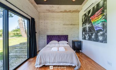 Venta - Casa 3 Ambientes con Diseño Único - Sierra de los Padres