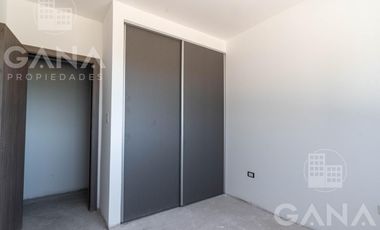 Venta de Casa en Ibarlucea de 3 dormitorios con pileta y parrillero. Las Fincas de Ibarlucea