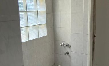 Importante Chalet en Las Lomitas