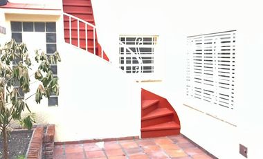 Importante Chalet en Las Lomitas