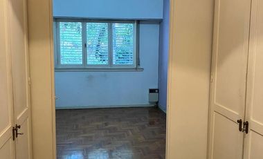 Importante Chalet en Las Lomitas