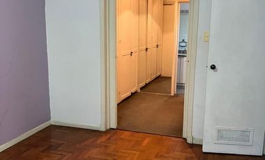 Importante Chalet en Las Lomitas