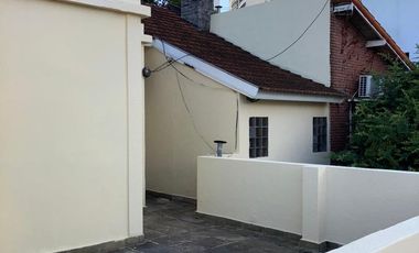 Importante Chalet en Las Lomitas