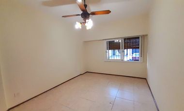 Florida Mitre/Este - Departamento 2 amb en Planta Baja con Patio Propio!