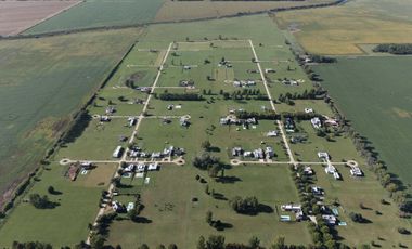 Casa a estrenar, en el corazón de La Federala, donde el verde y la tranquilidad son protagonistas