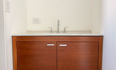 Casa a estrenar, en el corazón de La Federala, donde el verde y la tranquilidad son protagonistas