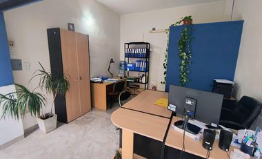 Casa en  venta calle Schachtel casi Colombo
