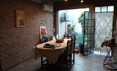 Casa - Burzaco