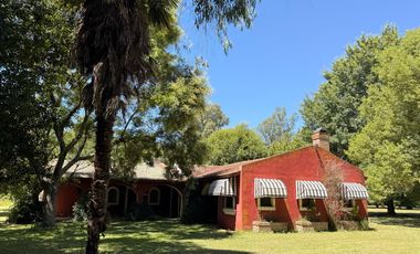 Casa en venta – Barrio La Araucaria | Salvador María