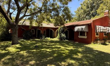 Casa en venta – Barrio La Araucaria | Salvador María