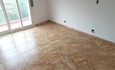 Departamento en Ramos Mejia