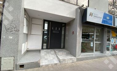 ALQUILER OFICINA 3 PISOS - CENTRO - NEUQUEN