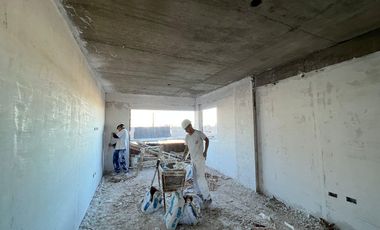 Departamento de cuatro ambientes en venta en Avellaneda