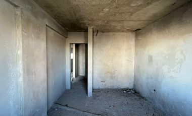 Departamento de cuatro ambientes en venta en Avellaneda