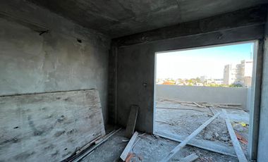 Departamento de cuatro ambientes en venta en Avellaneda