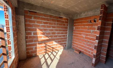 Departamento de cuatro ambientes en venta en Avellaneda