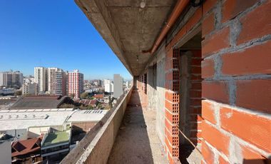 Departamento de cuatro ambientes en venta en Avellaneda