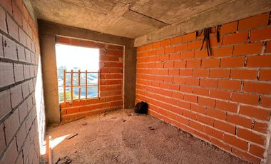 Departamento de cuatro ambientes en venta en Avellaneda