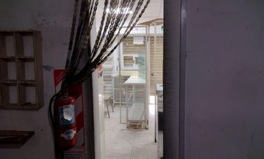 Local en Villa Dominico en alquiler