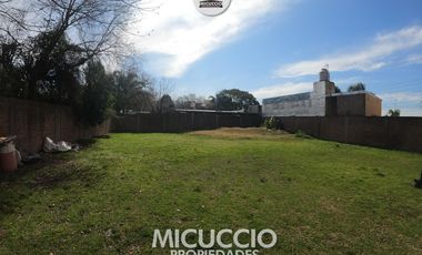 Complejo de dúplex en venta, Venecia 478, Escobar. PERMUTA EN BARRIO CERRADO.