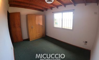Complejo de dúplex en venta, Venecia 478, Escobar. PERMUTA EN BARRIO CERRADO.