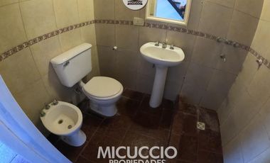 Complejo de dúplex en venta, Venecia 478, Escobar. PERMUTA EN BARRIO CERRADO.