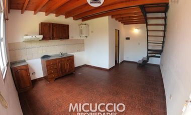 Complejo de dúplex en venta, Venecia 478, Escobar. PERMUTA EN BARRIO CERRADO.