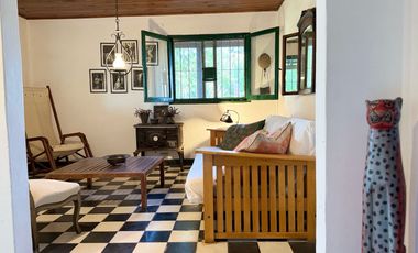 Chacra de 6 hectáreas con casa de campo, parque arbolado y piscina – entorno único en los alrededores de Salvador María, Lobos