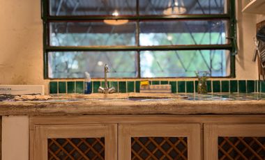 Chacra de 6 hectáreas con casa de campo, parque arbolado y piscina – entorno único en los alrededores de Salvador María, Lobos