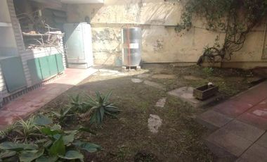 Casa en  EXCELENTE UBICACION EN ADROGUE