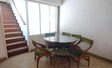 Casa en  EXCELENTE UBICACION EN ADROGUE
