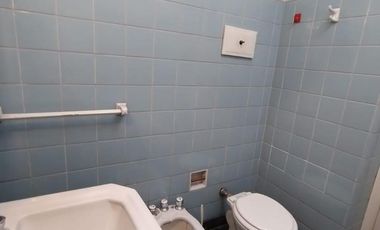 Casa en  EXCELENTE UBICACION EN ADROGUE