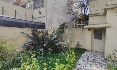 Venta de casa en Ciudadela con buen potencial de vivienda, remodelación o transformación comercial