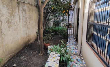 Venta de casa en Ciudadela con buen potencial de vivienda, remodelación o transformación comercial