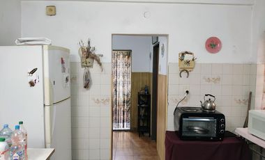 Venta de casa en Ciudadela con buen potencial de vivienda, remodelación o transformación comercial