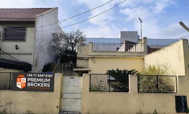 Venta de casa en Ciudadela con buen potencial de vivienda, remodelación o transformación comercial