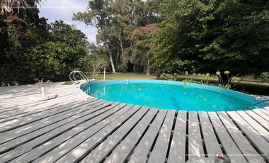 Quinta única en venta en Abasto de 9000 mts con arboleda añeja y amplio terreno. Acepta Financiación