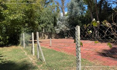 Quinta única en venta en Abasto de 9000 mts con arboleda añeja y amplio terreno. Acepta Financiación