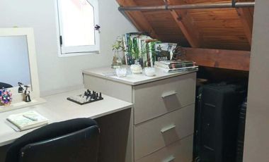 BURZACO-BARRIO LOS ROBLES-3 DORMITORIOS