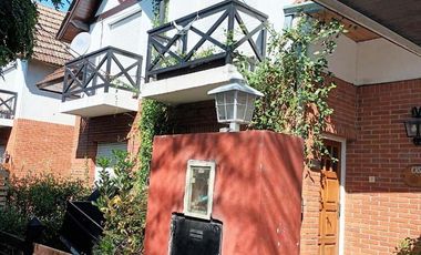 BURZACO-BARRIO LOS ROBLES-3 DORMITORIOS