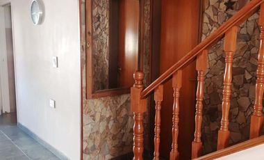 BURZACO-BARRIO LOS ROBLES-3 DORMITORIOS