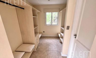 Casa en Venta en Saint Thomas Norte Sur, Canning