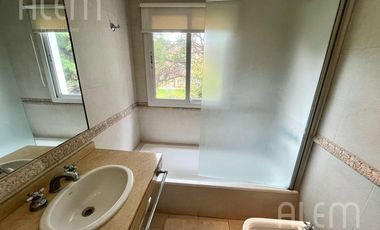 Casa en Venta en Saint Thomas Norte Sur, Canning